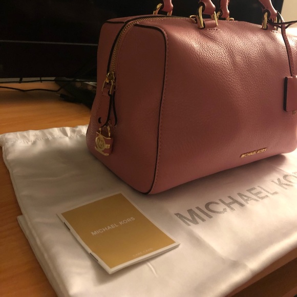 NWOT Michael Kors Satchel - Picture 5 of 6